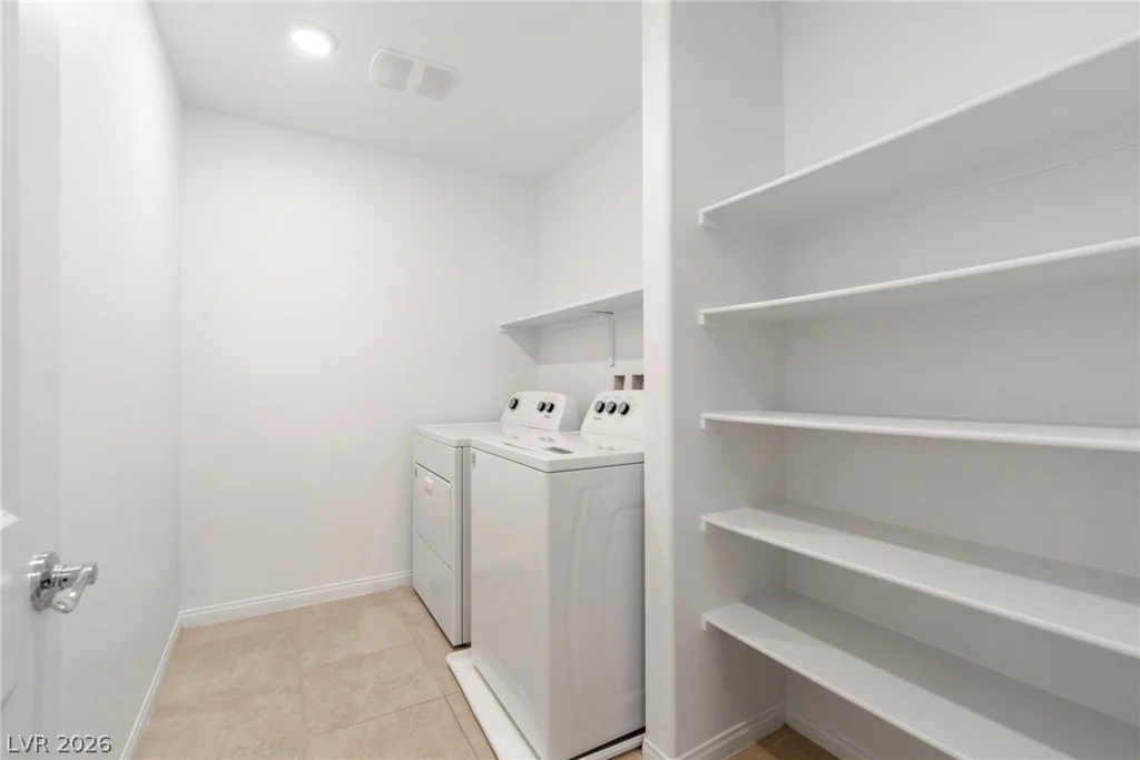 7019 Alabaster Peak, Las Vegas, NV 89166