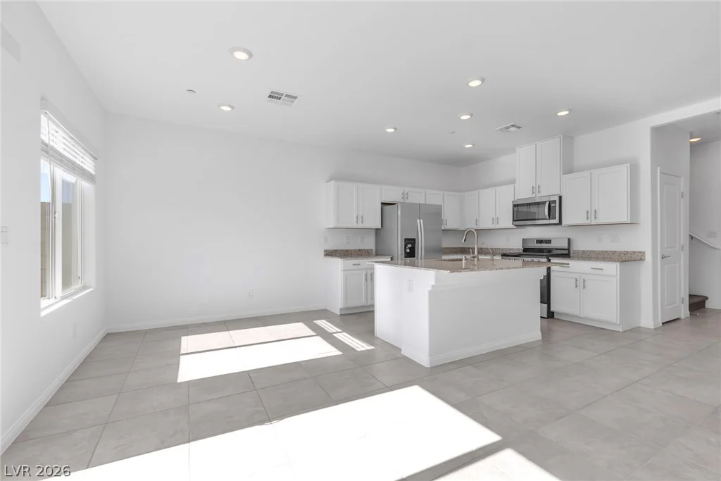 7019 Alabaster Peak, Las Vegas, NV 89166