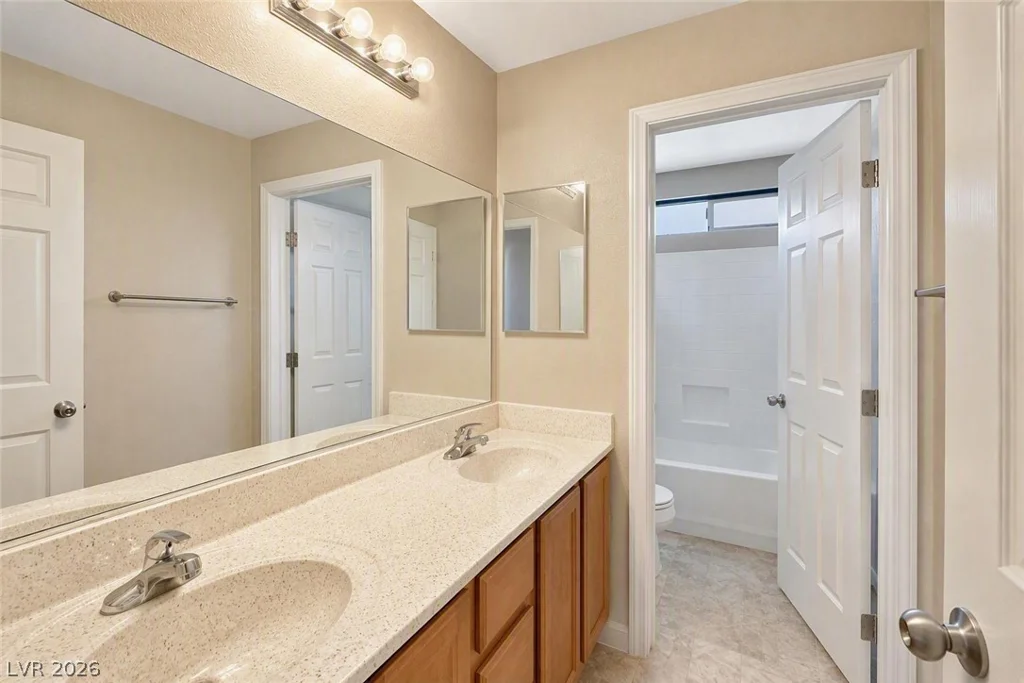 6954 Jacksboro, North Las Vegas, NV 89084