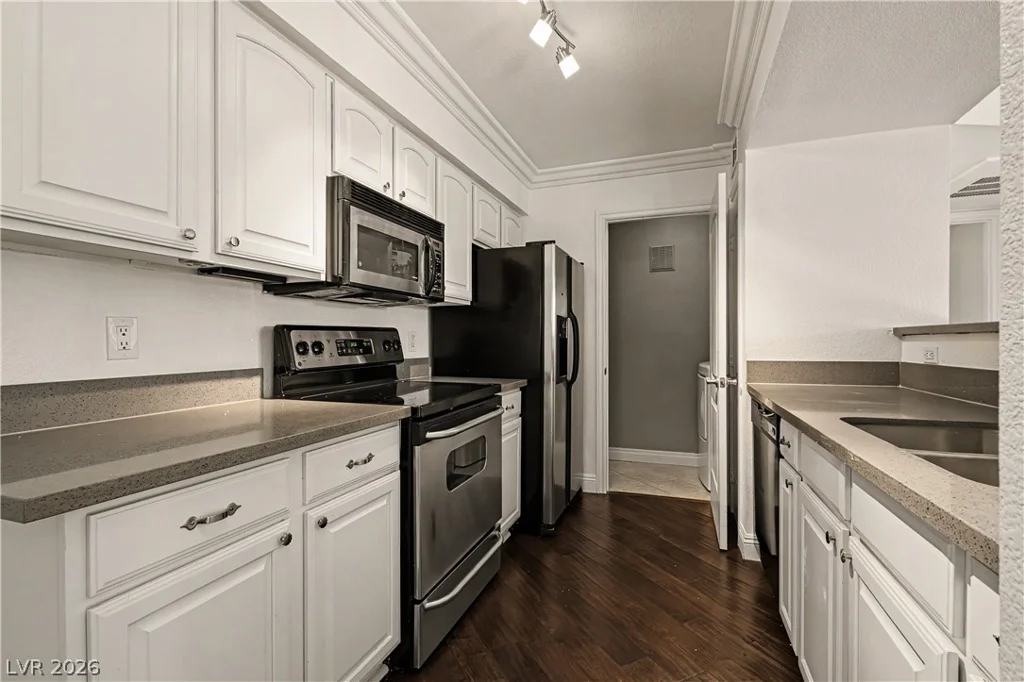 1150 Buffalo, Las Vegas, NV 89128