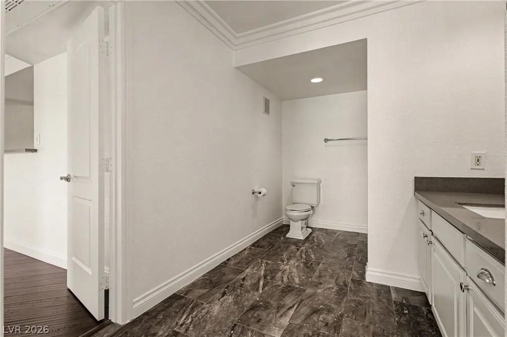 1150 Buffalo, Las Vegas, NV 89128