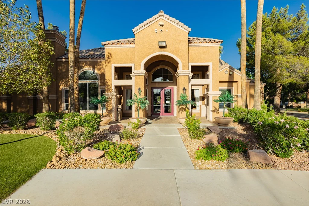 1150 Buffalo, Las Vegas, NV 89128