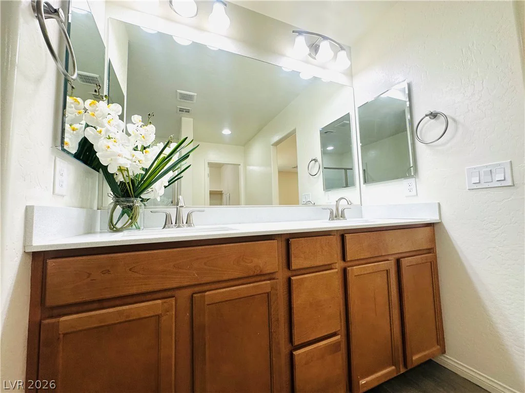 12525 Skylight View, Las Vegas, NV 89138