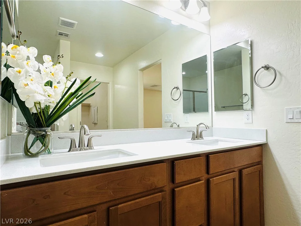 12525 Skylight View, Las Vegas, NV 89138