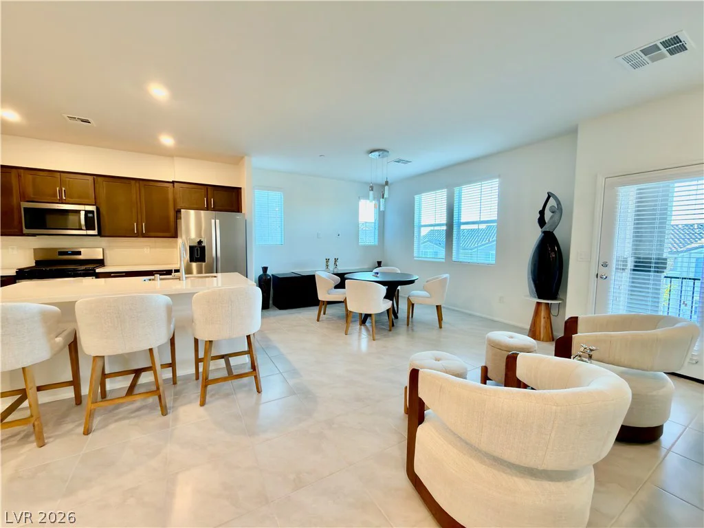 635 Bellus, Henderson, NV 89015