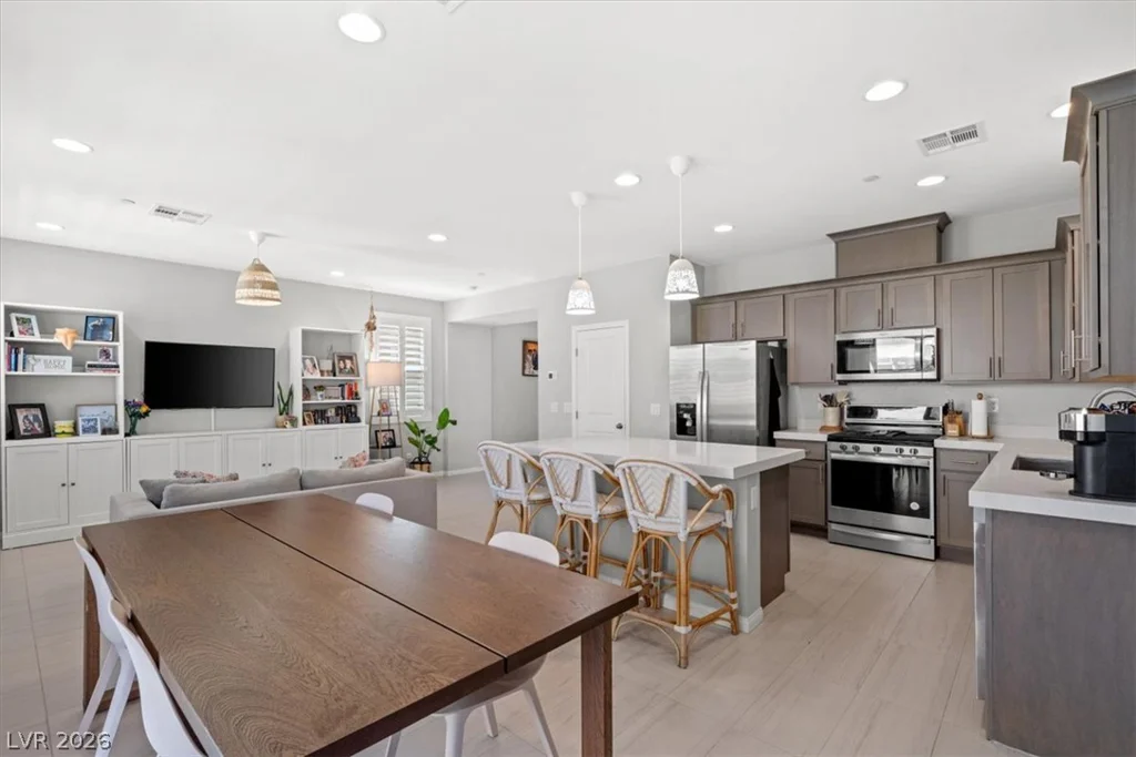 10596 Deibel, Las Vegas, NV 89166