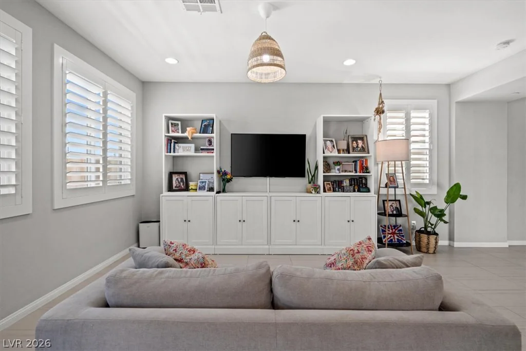 10596 Deibel, Las Vegas, NV 89166