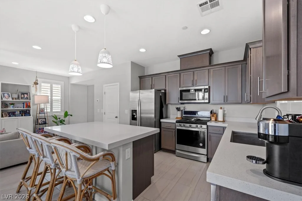 10596 Deibel, Las Vegas, NV 89166