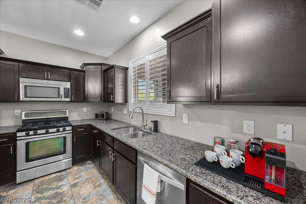 5532 Bristol Grove, Las Vegas, NV 89135