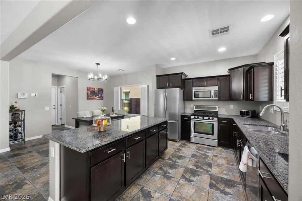 5532 Bristol Grove, Las Vegas, NV 89135