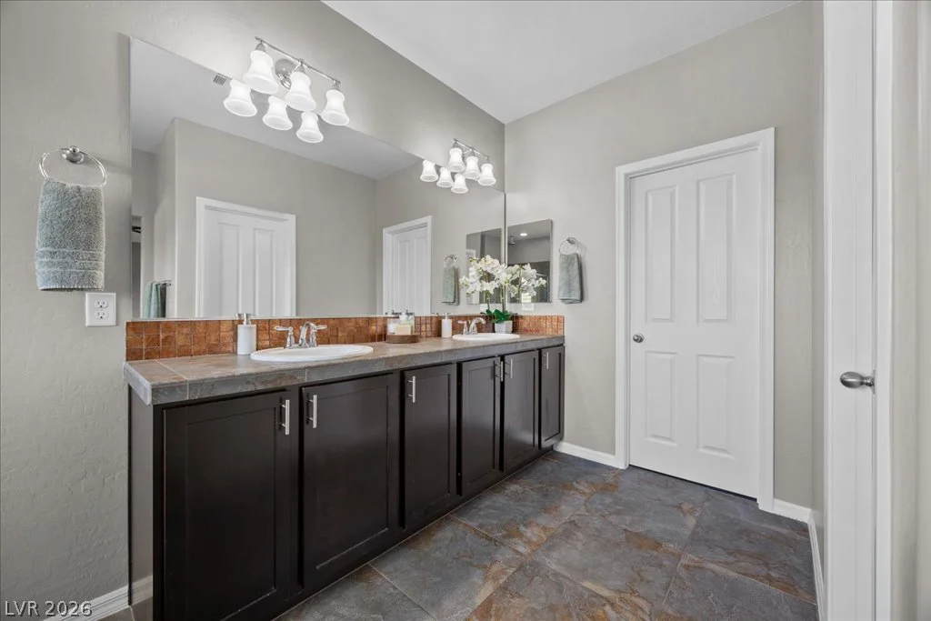 5532 Bristol Grove, Las Vegas, NV 89135