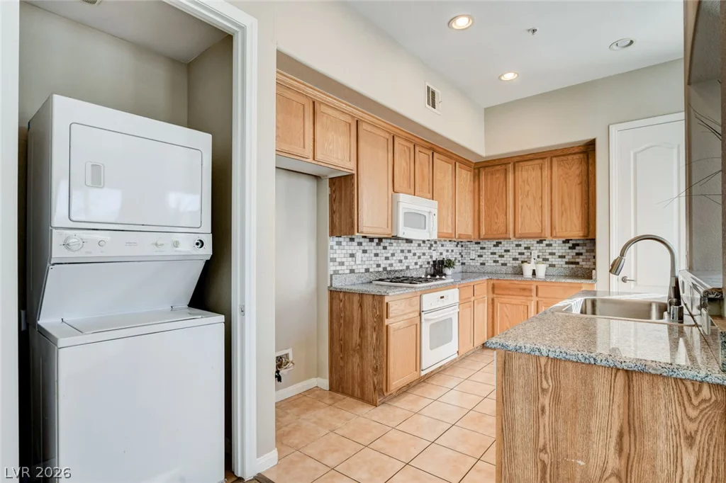 32 Serene, Las Vegas, NV 89123