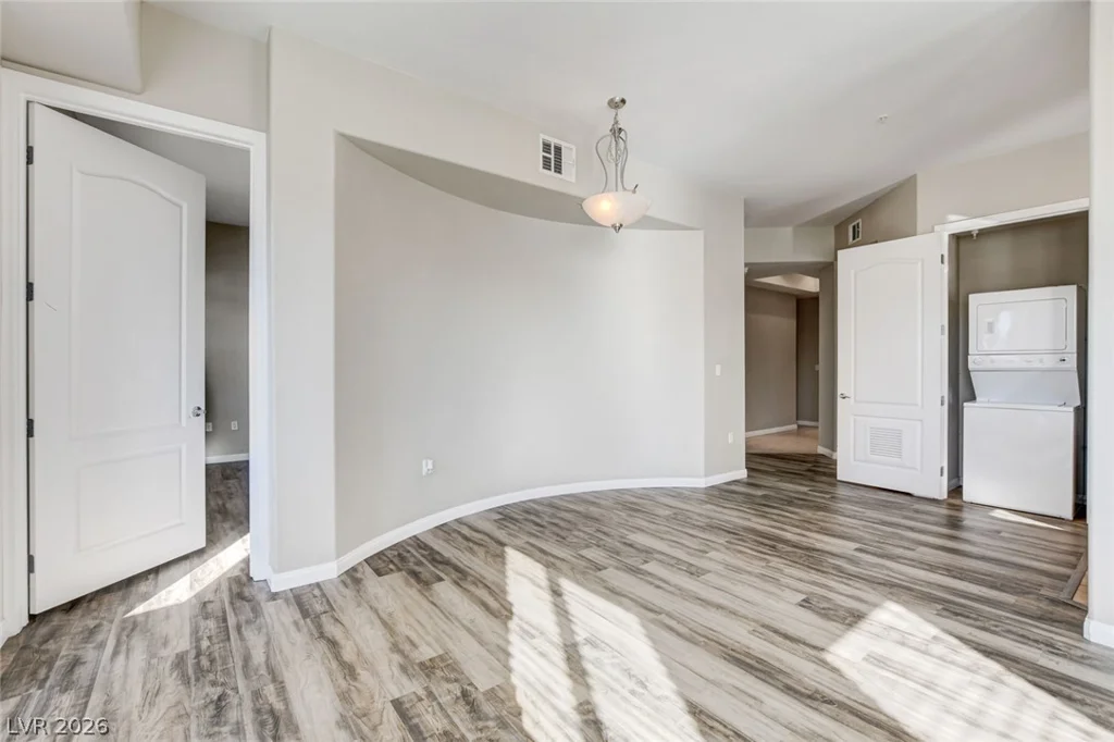 32 Serene, Las Vegas, NV 89123