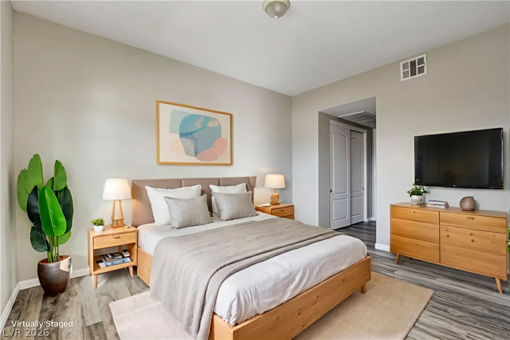 32 Serene, Las Vegas, NV 89123