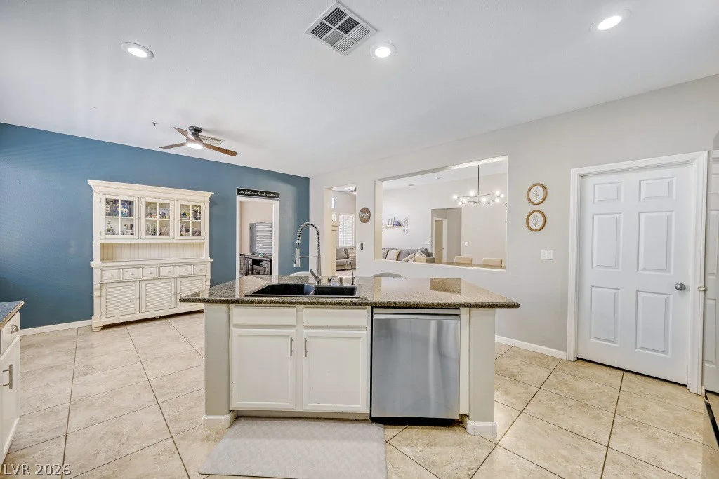 5426 Saint Bernard, Las Vegas, NV 89131