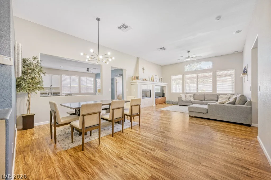 5426 Saint Bernard, Las Vegas, NV 89131