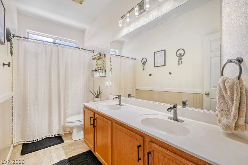 5426 Saint Bernard, Las Vegas, NV 89131