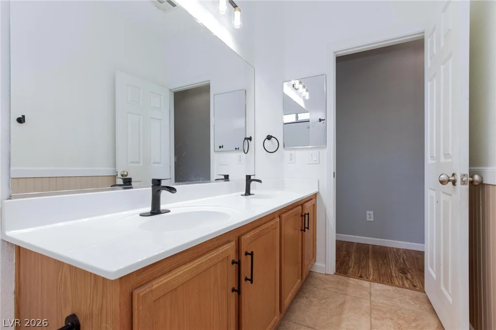 5426 Saint Bernard, Las Vegas, NV 89131