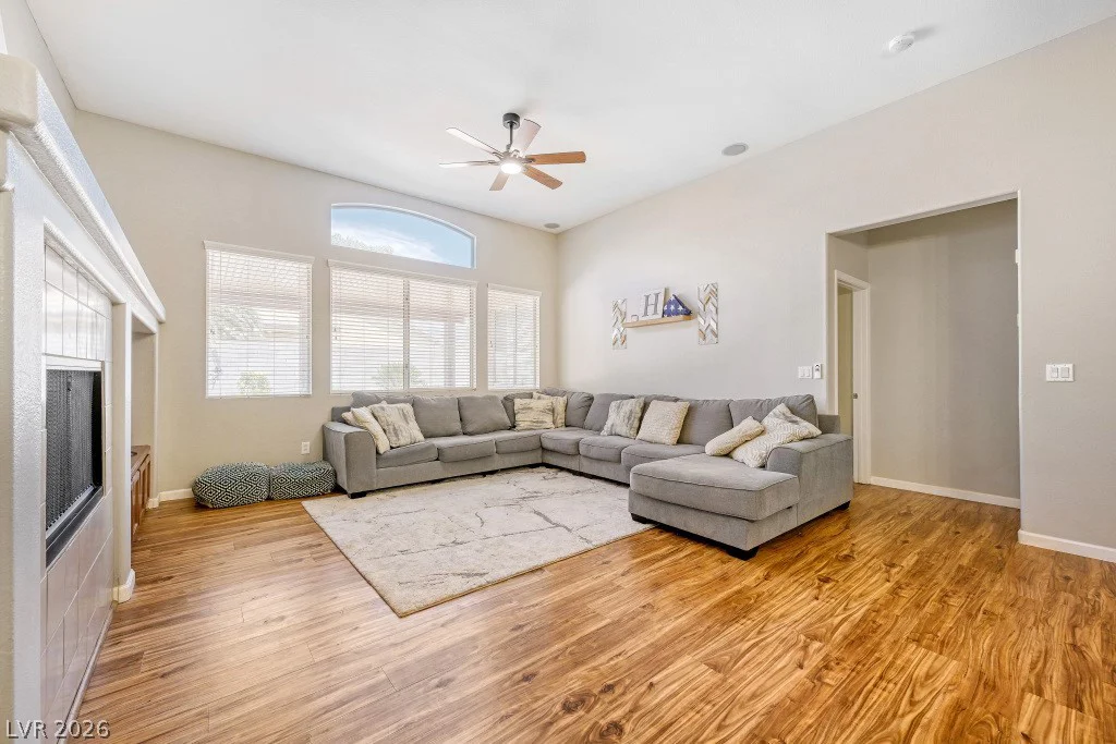 5426 Saint Bernard, Las Vegas, NV 89131