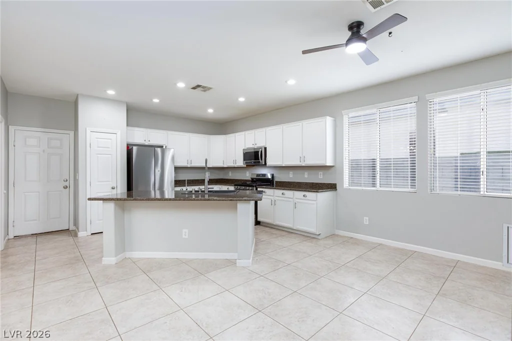 5426 Saint Bernard, Las Vegas, NV 89131