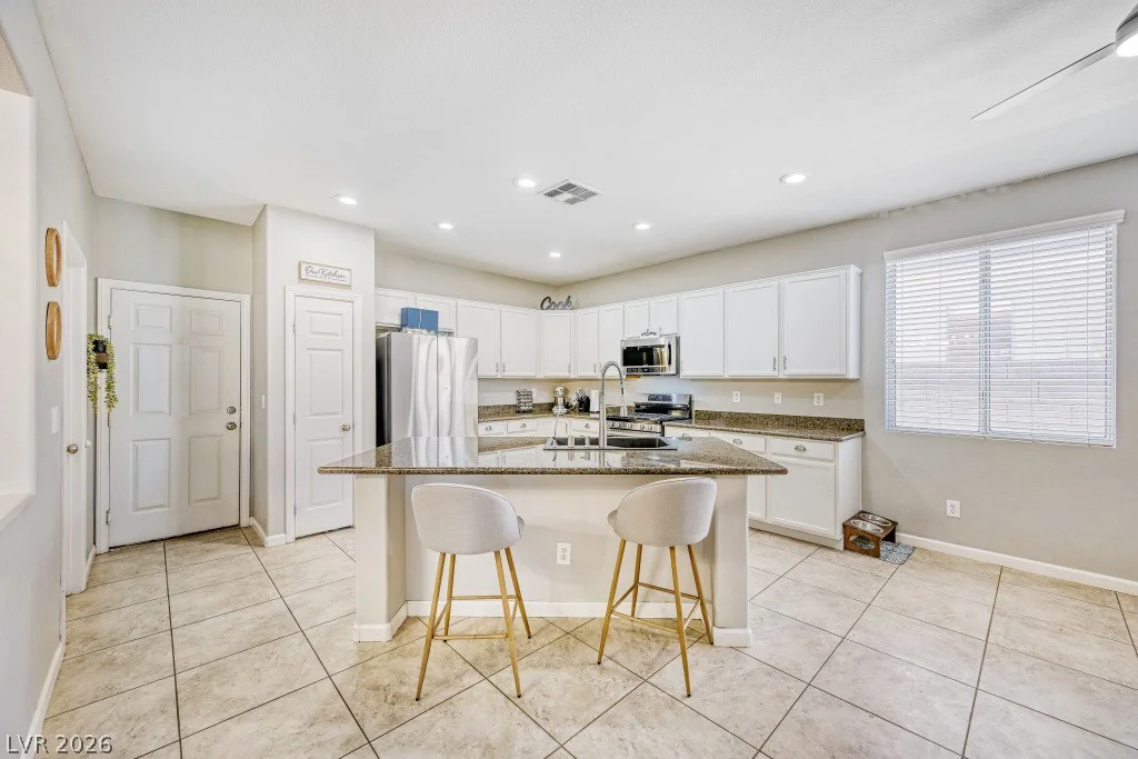 5426 Saint Bernard, Las Vegas, NV 89131