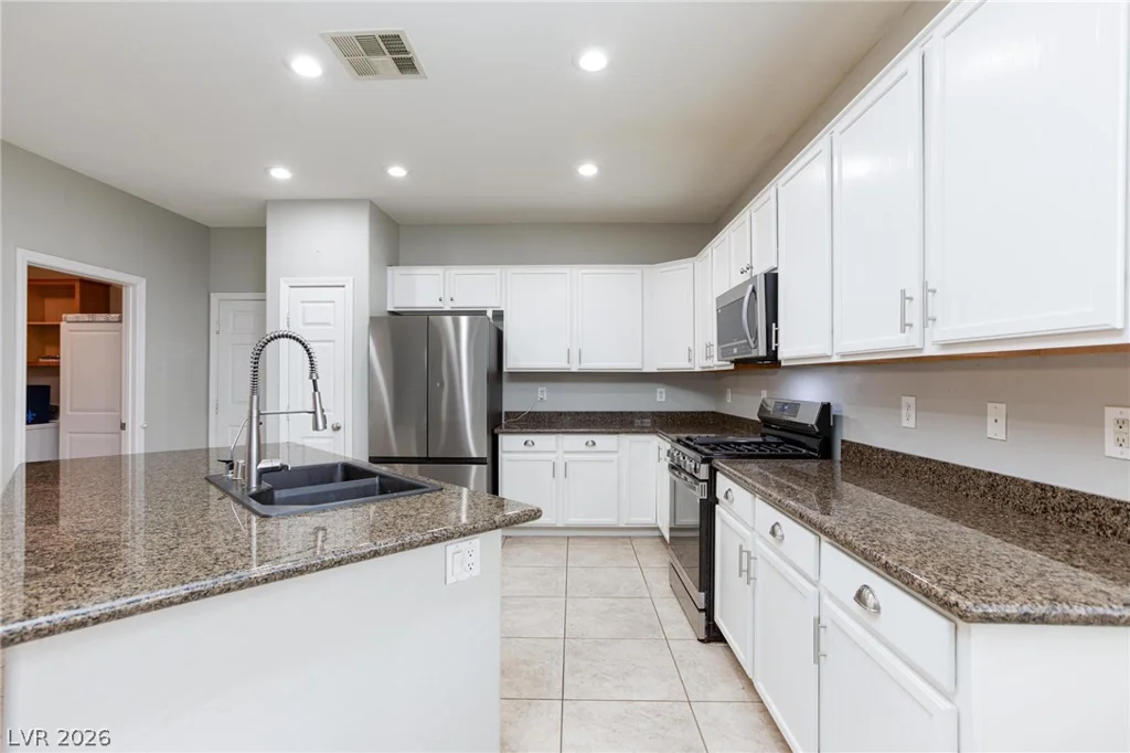 5426 Saint Bernard, Las Vegas, NV 89131