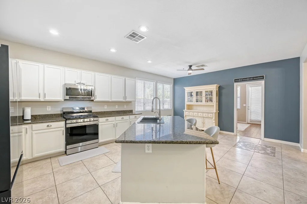 5426 Saint Bernard, Las Vegas, NV 89131