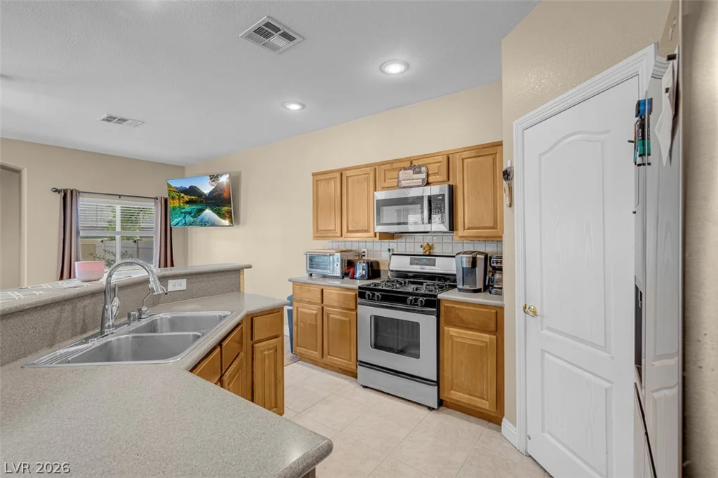 1080 Slate Crossing, Henderson, NV 89002