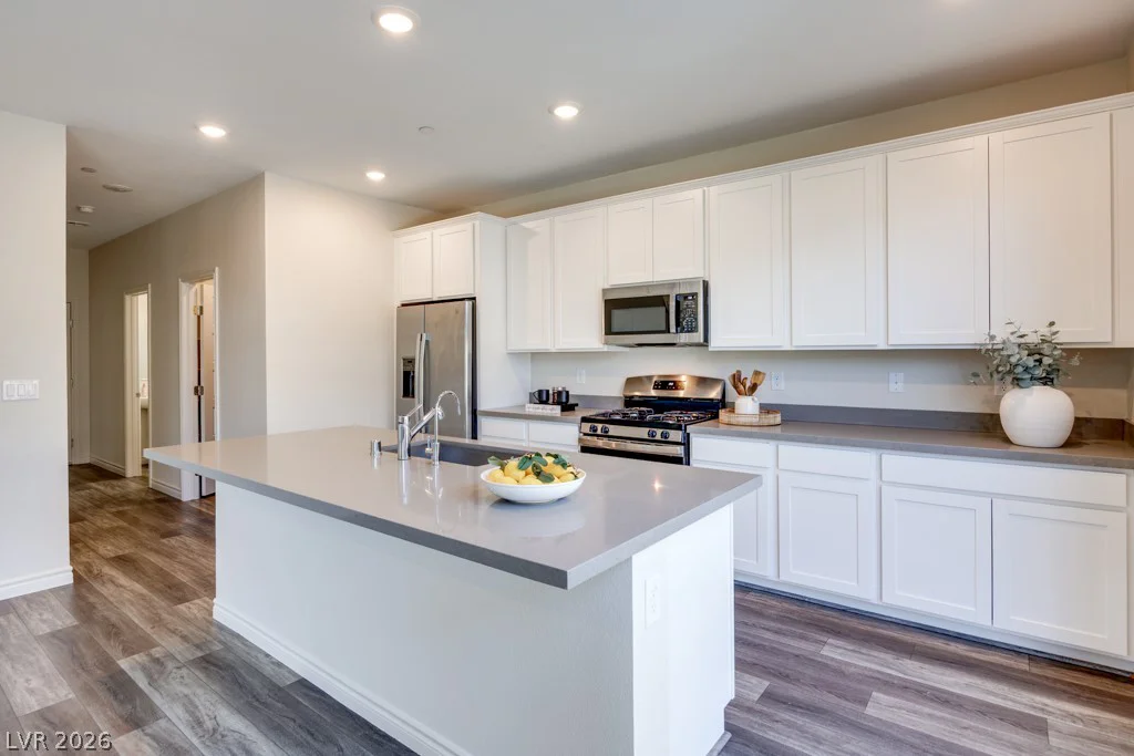 302 Mount Tyndall, Henderson, NV 89015