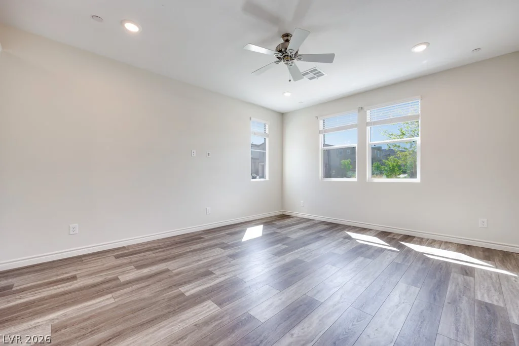 302 Mount Tyndall, Henderson, NV 89015
