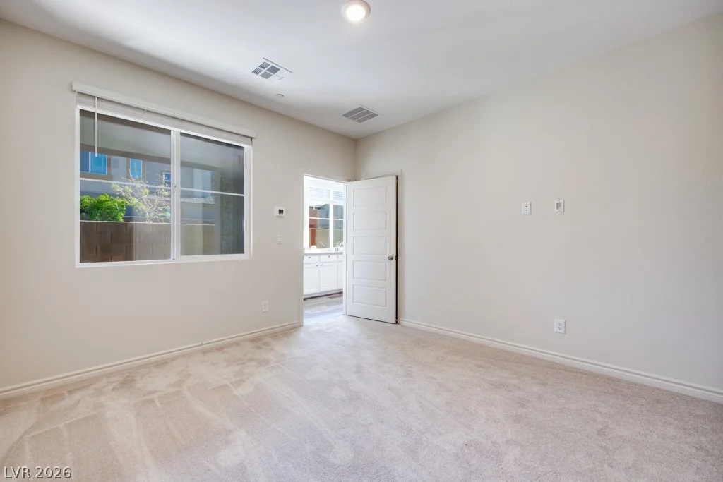 302 Mount Tyndall, Henderson, NV 89015