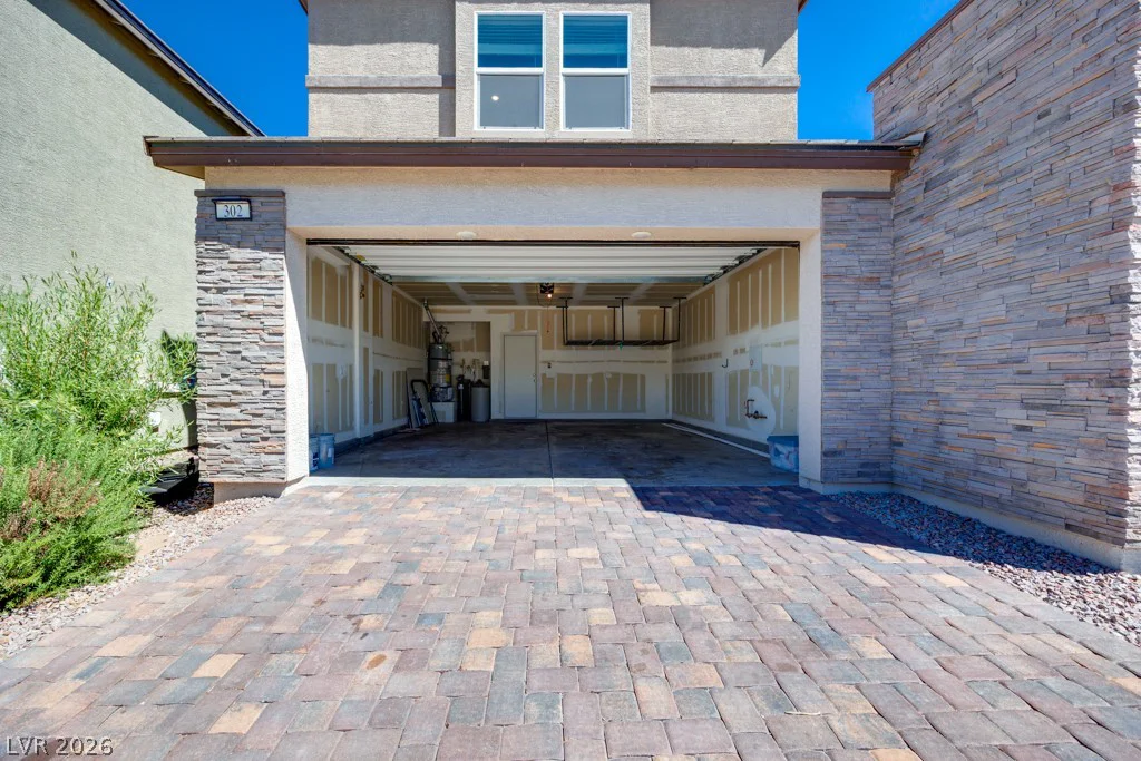 302 Mount Tyndall, Henderson, NV 89015