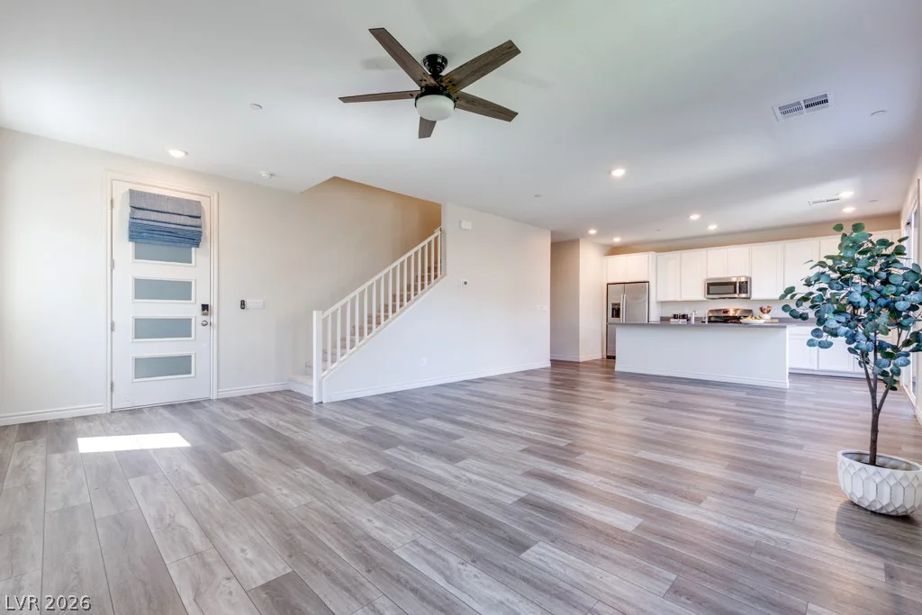 302 Mount Tyndall, Henderson, NV 89015