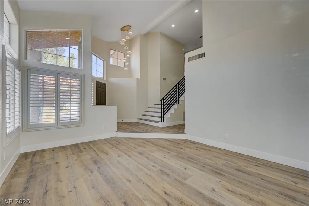 1829 Summit Pointe, Las Vegas, NV 89117