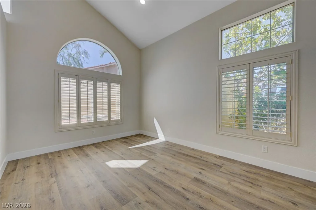 1829 Summit Pointe, Las Vegas, NV 89117