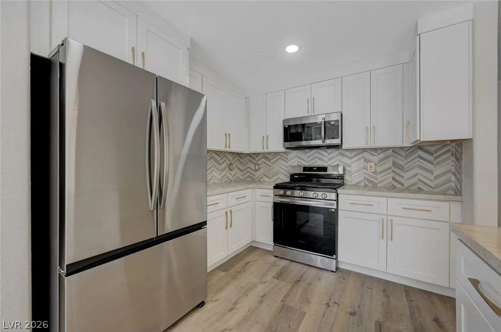 1829 Summit Pointe, Las Vegas, NV 89117