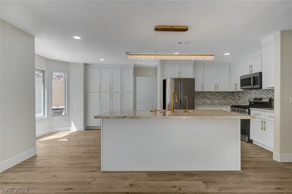 1829 Summit Pointe, Las Vegas, NV 89117