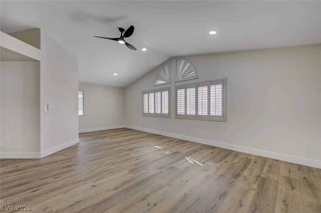 1829 Summit Pointe, Las Vegas, NV 89117