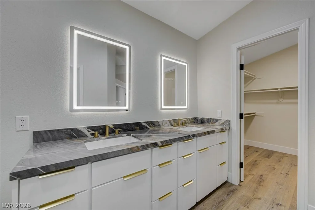 1829 Summit Pointe, Las Vegas, NV 89117
