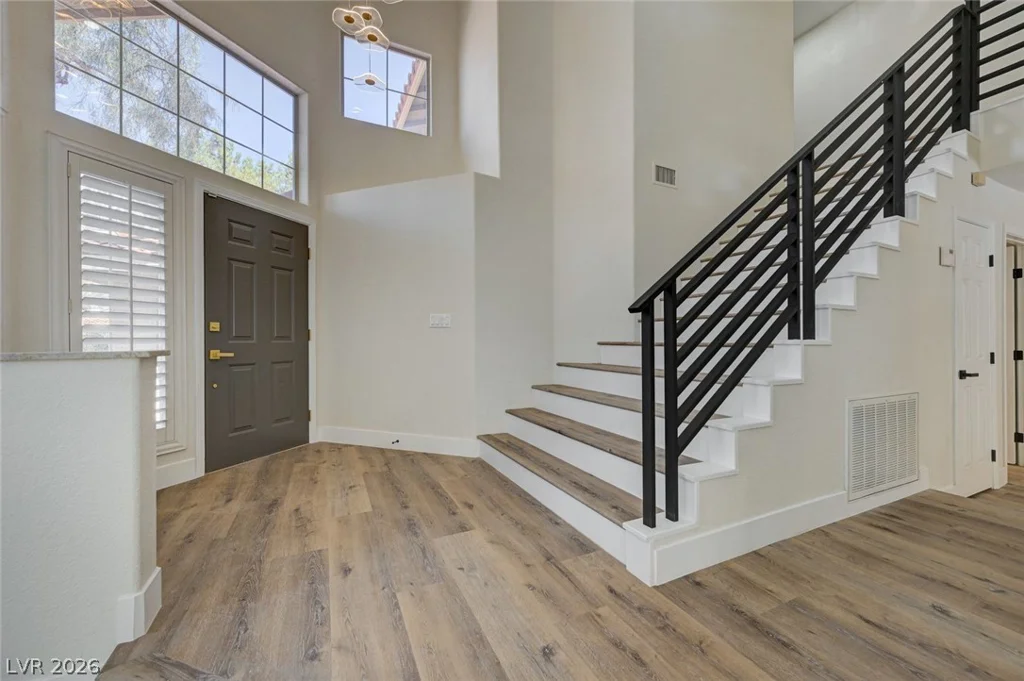 1829 Summit Pointe, Las Vegas, NV 89117