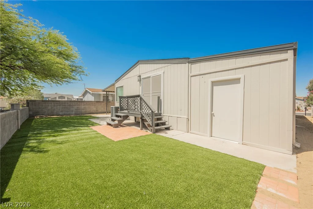 3442 Gulf Shores, Las Vegas, NV 89122