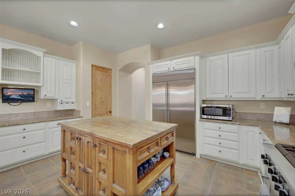 651 Du Fort, Henderson, NV 89002
