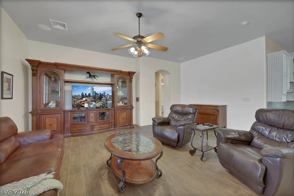 651 Du Fort, Henderson, NV 89002