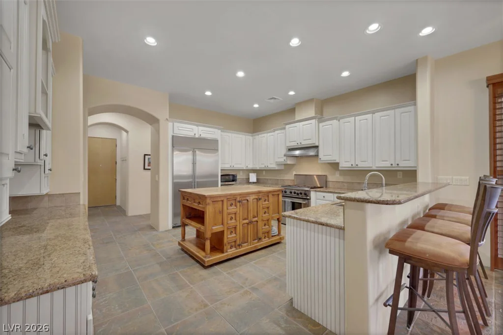 651 Du Fort, Henderson, NV 89002
