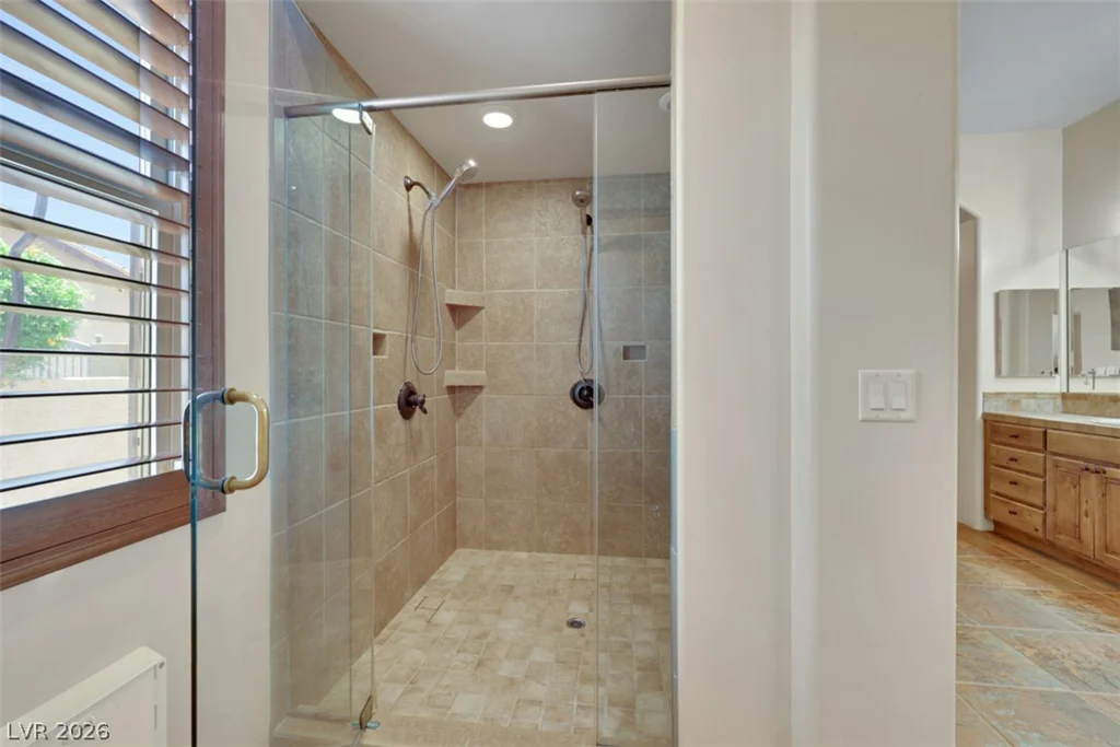 651 Du Fort, Henderson, NV 89002