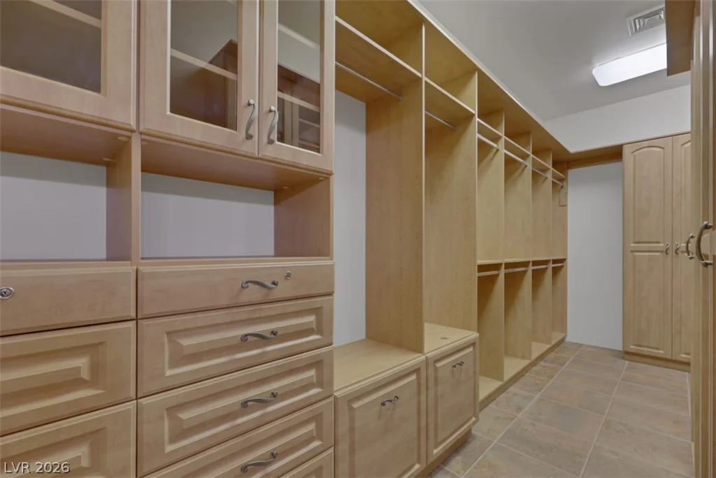 651 Du Fort, Henderson, NV 89002