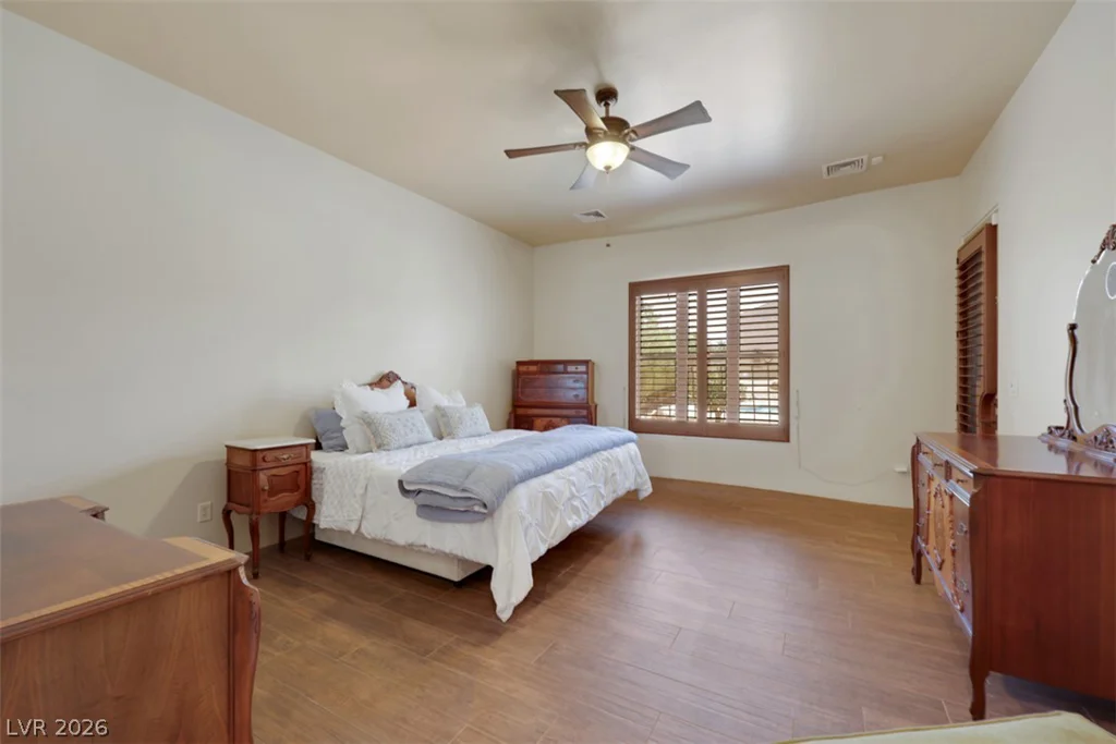 651 Du Fort, Henderson, NV 89002