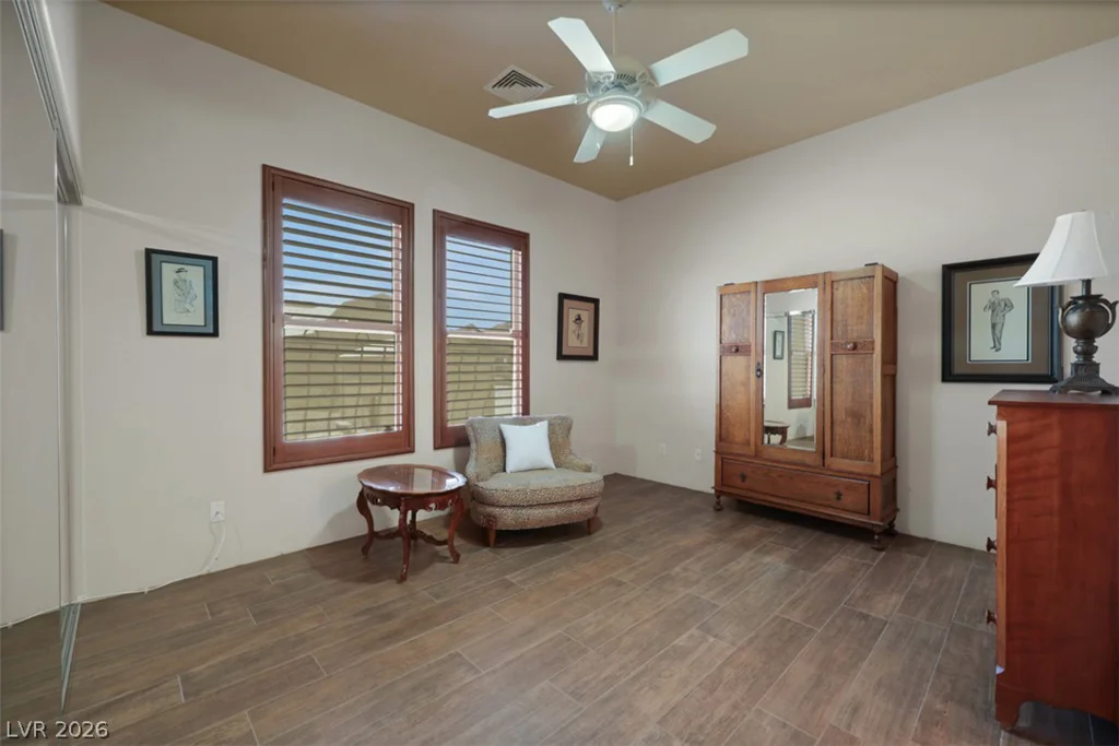 651 Du Fort, Henderson, NV 89002