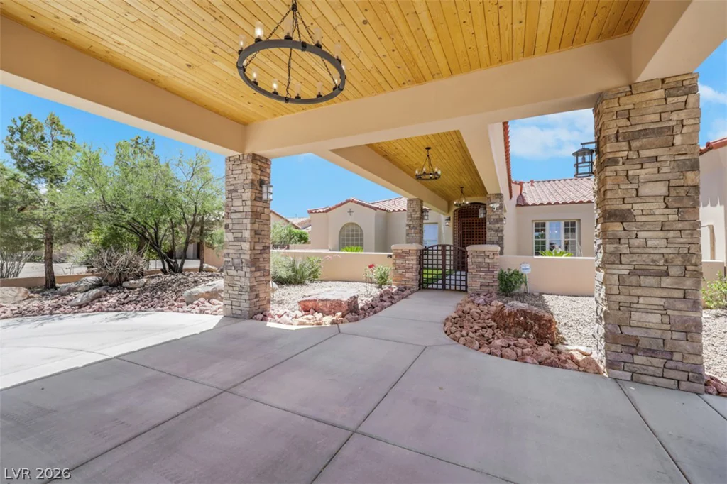 651 Du Fort, Henderson, NV 89002