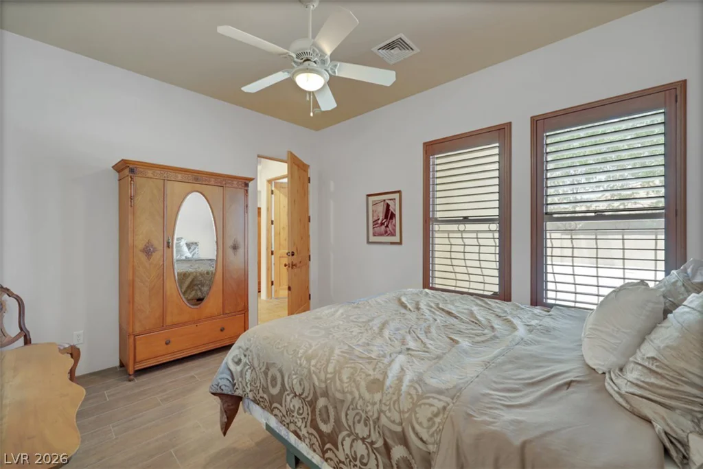 651 Du Fort, Henderson, NV 89002